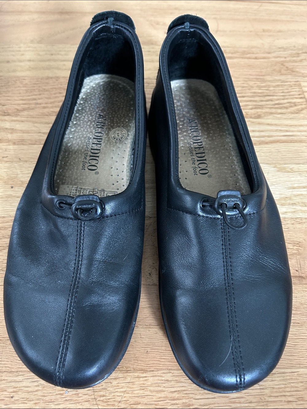 Arcopedico Black Slip-On Casual Comfort Loafers